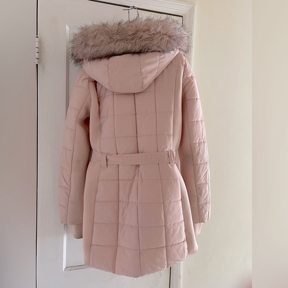 Michael Kors Faux Fur Trim Belted Puffer Jacket - Picture 5 of 6